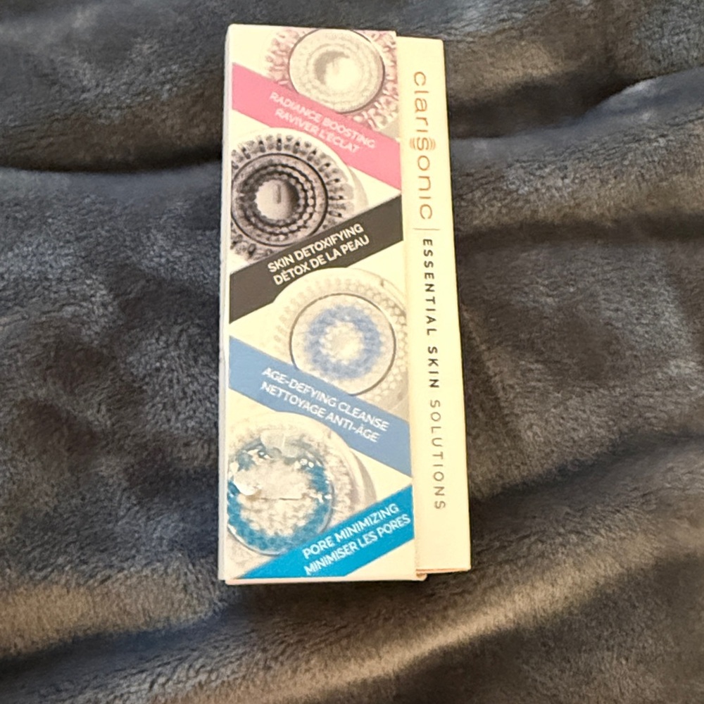 BNIB CLARISONIC Variety pack